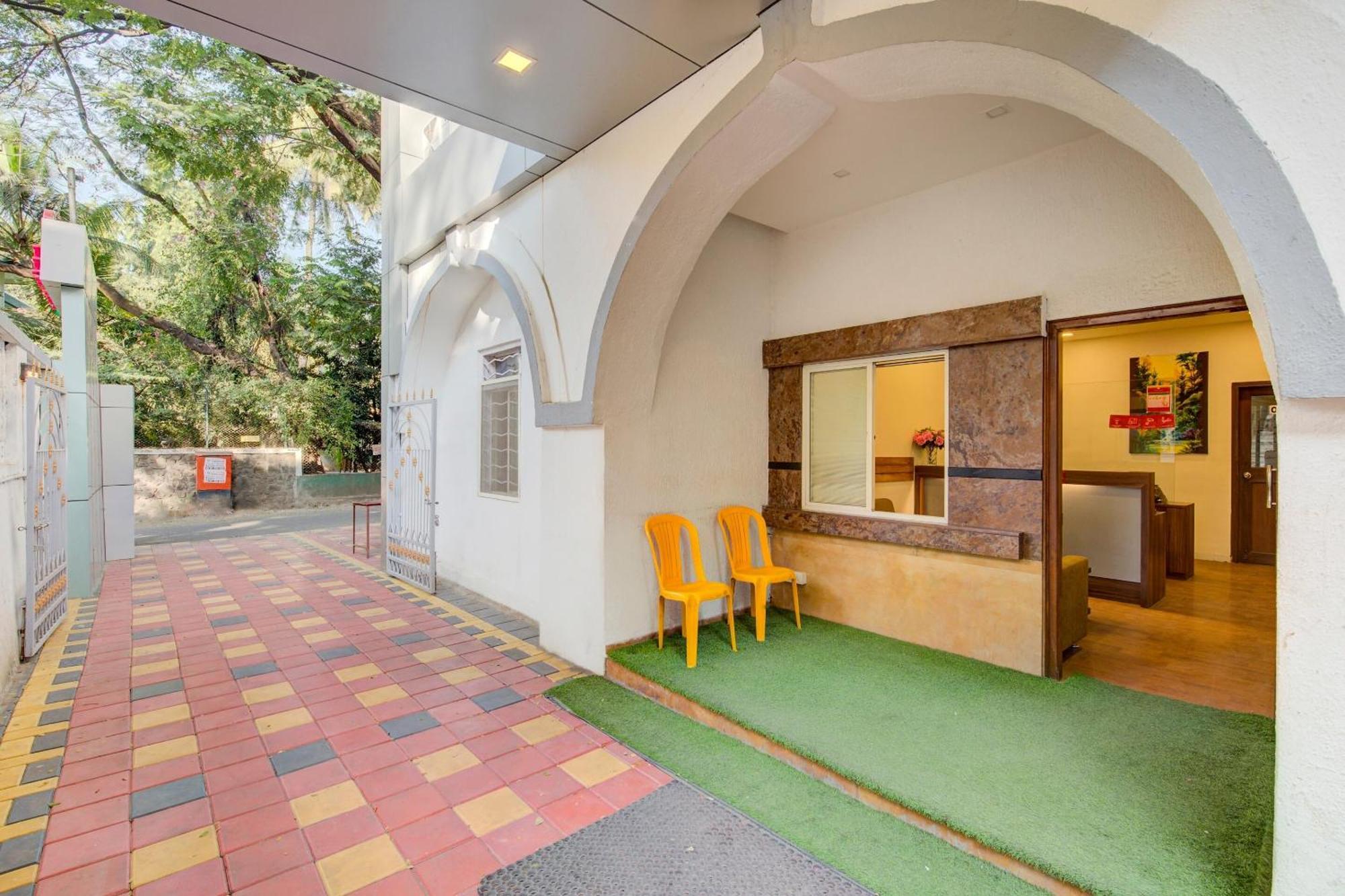 Hotel Collection O Sunshine Near Inox Pune