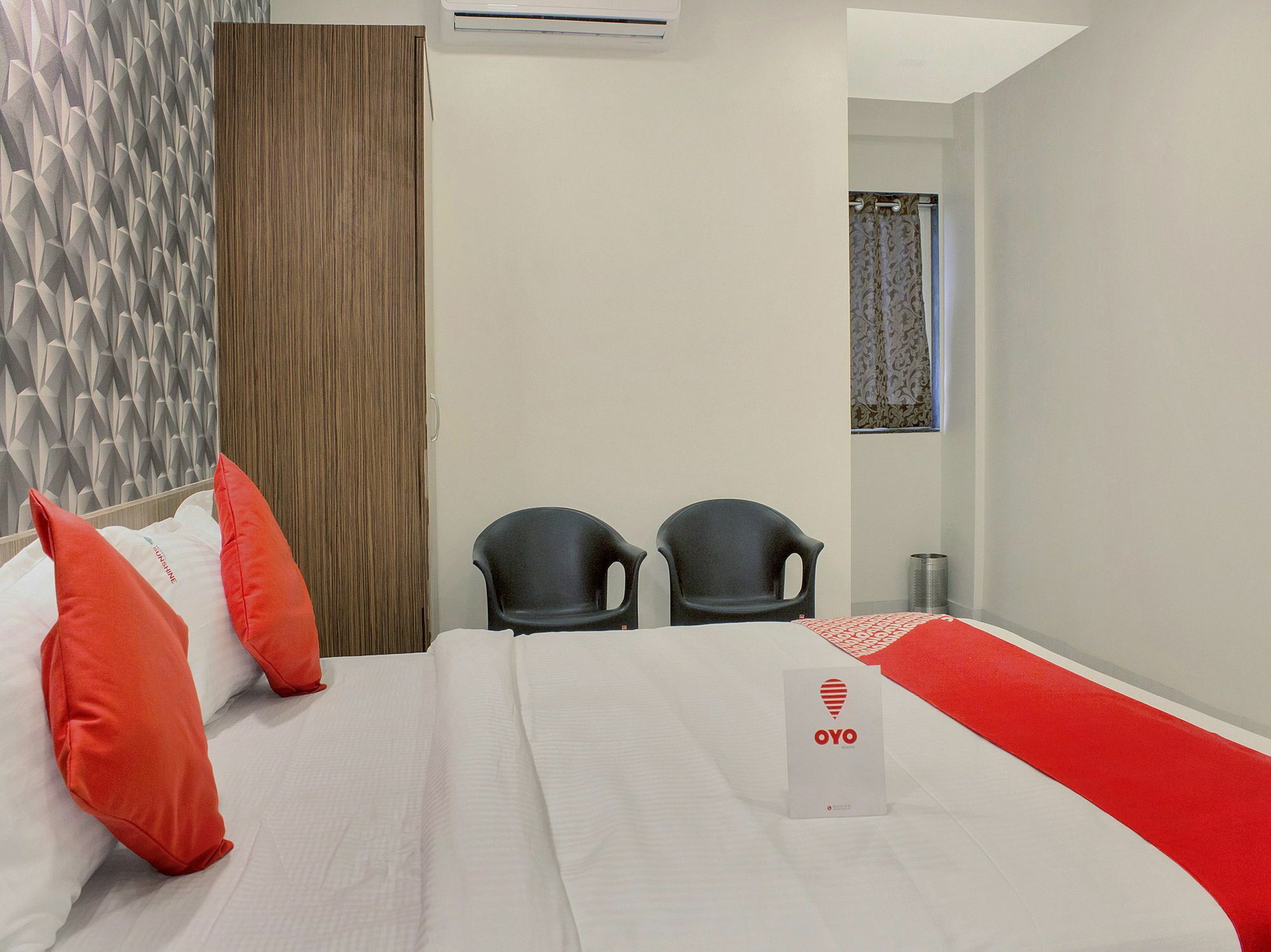 Hotel Collection O Sunshine Near Inox Pune