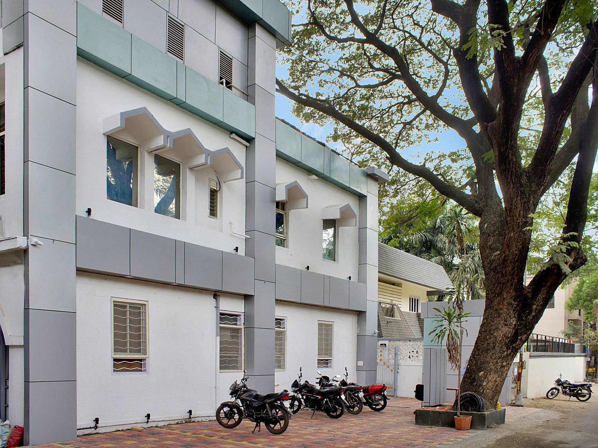 Collection O Sunshine Near Inox